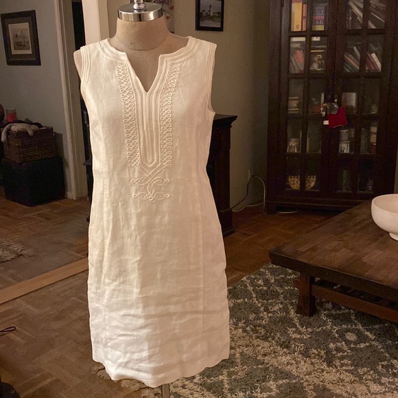 MICHAEL Michael Kors Dresses & Skirts - Michael Michael Kors 100% linen stunning white embroidered dress. So classy!